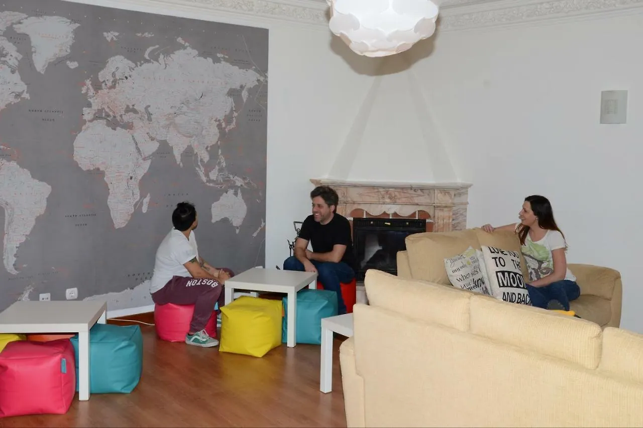 Help Yourself Hostels - Carcavelos Coast ポルトガル