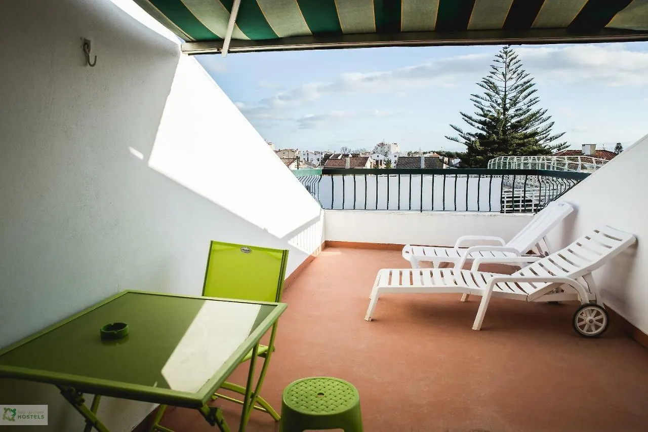 Help Yourself Hostels - Carcavelos Coast Portugal