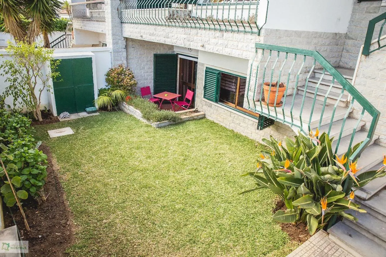 Help Yourself Hostels - Carcavelos Coast
