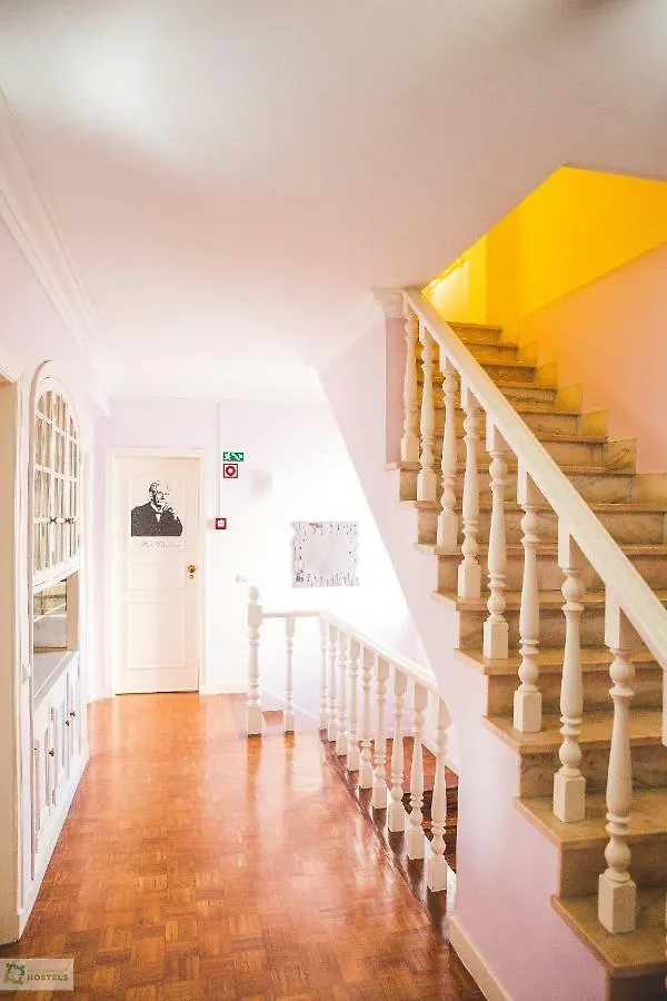Help Yourself Hostels - Carcavelos Coast 0*, Carcavelos (Lisbon)
