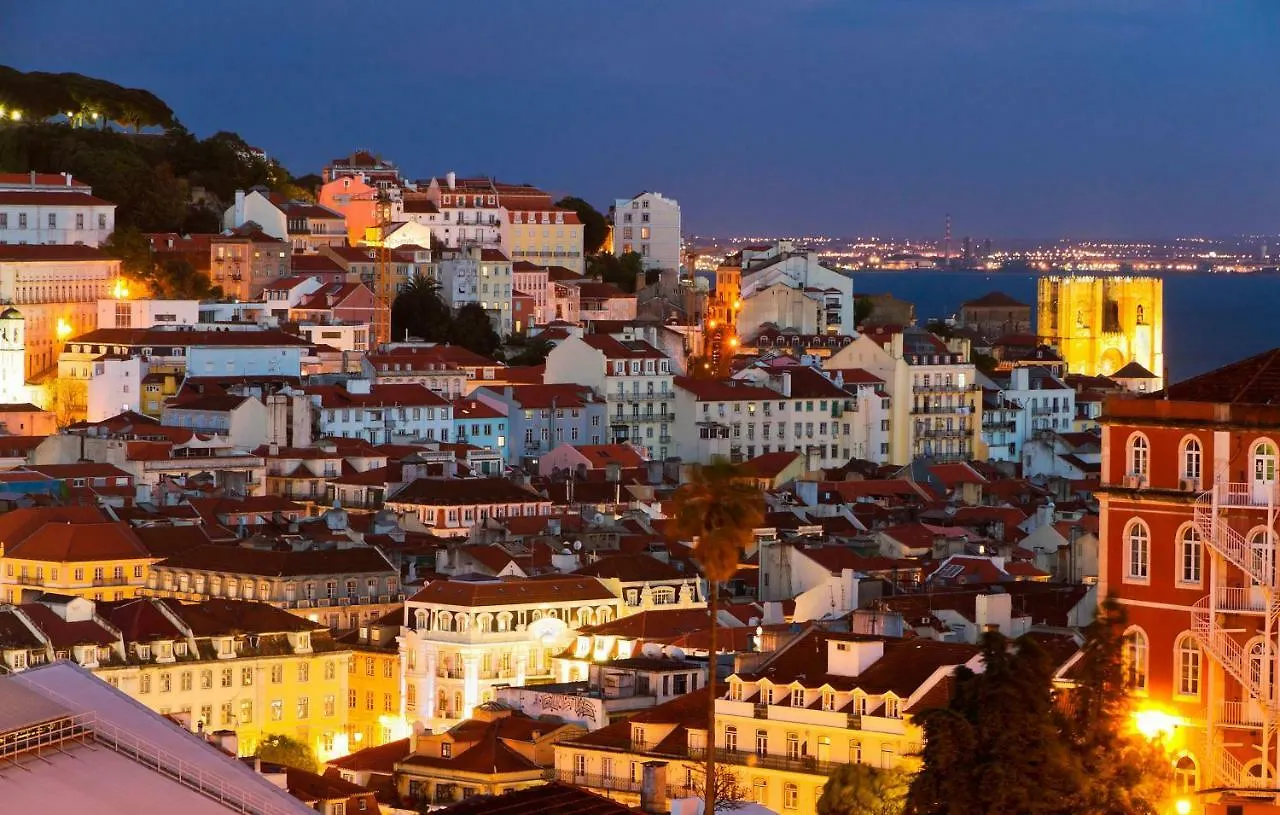 Help Yourself Hostels - Carcavelos Coast  Carcavelos (Lisbon)